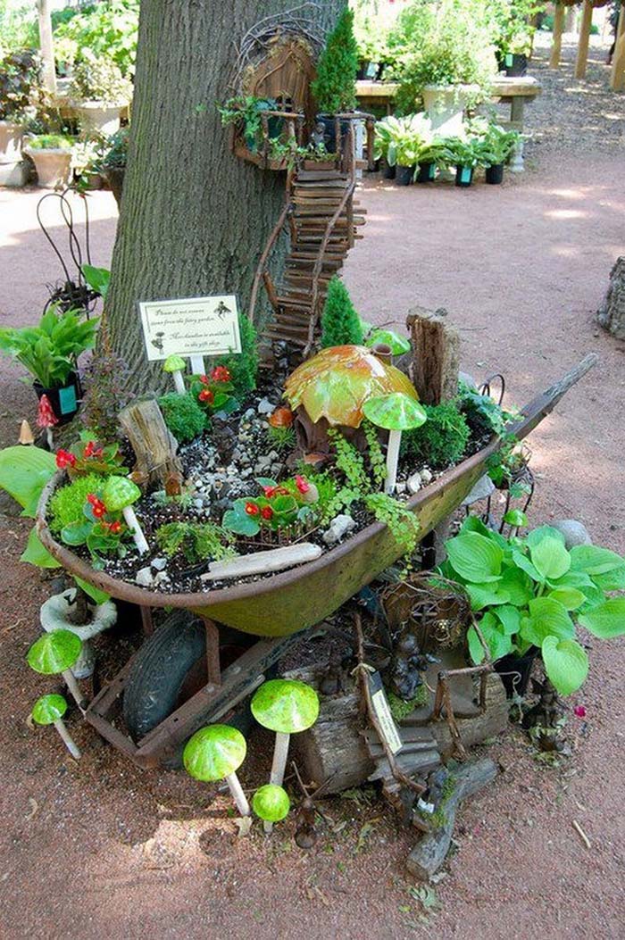 Wheel Barrow Fairy Garden Ideas #fairygarden #diy #decorhomeideas