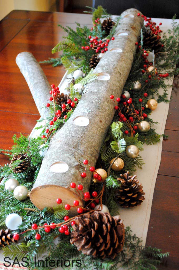 Holiday Table Centerpiece #Christmas #rustic #diy #decorhomeideas 