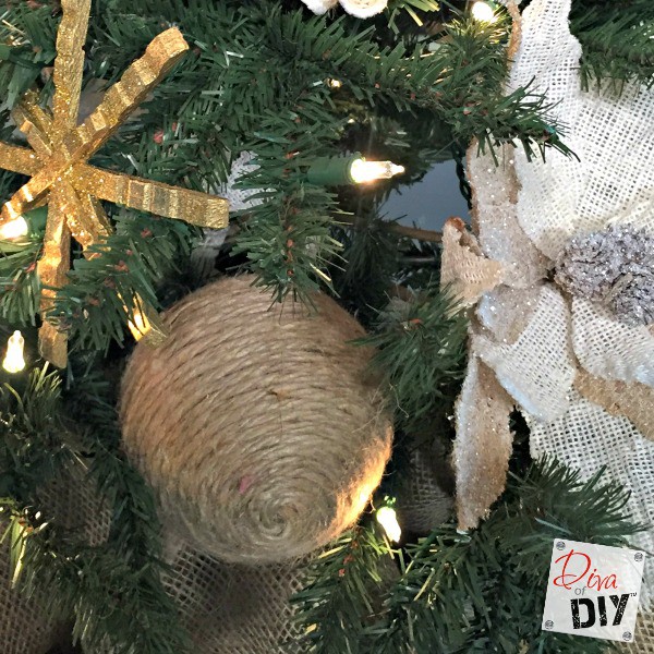 Jute Ornaments #Christmas #rustic #diy #ornaments #decorhomeideas 
