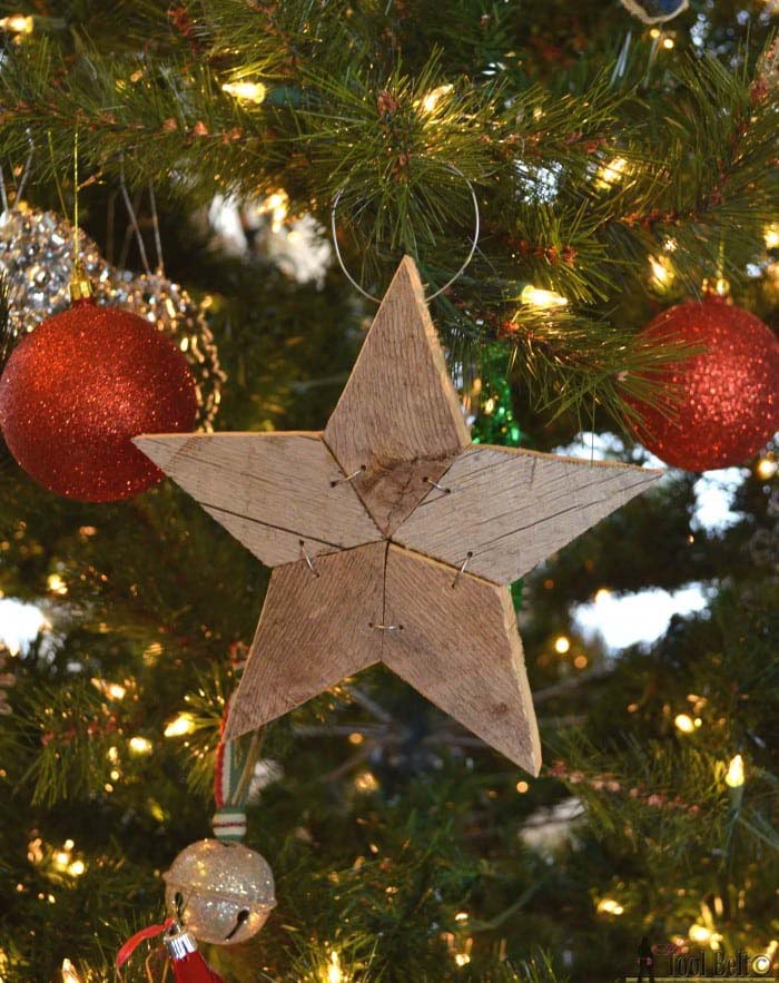 Patchwork Rustic Stars #Christmas #rustic #diy #ornaments #decorhomeideas 