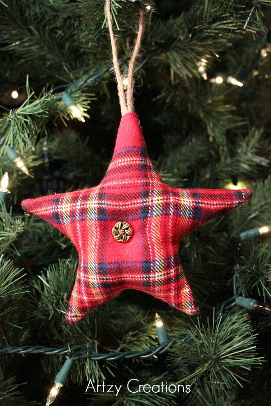 Rustic Flannel Star Ornament #Christmas #rustic #diy #ornaments #decorhomeideas 
