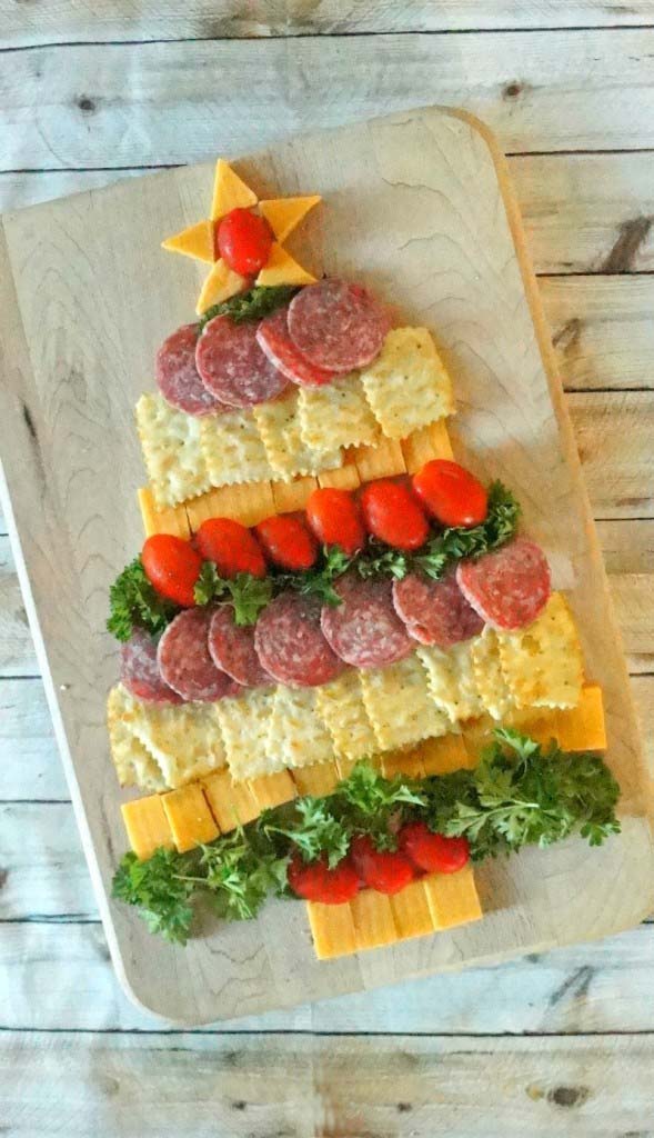 Cheese, Cracker & Sausage Christmas Tree