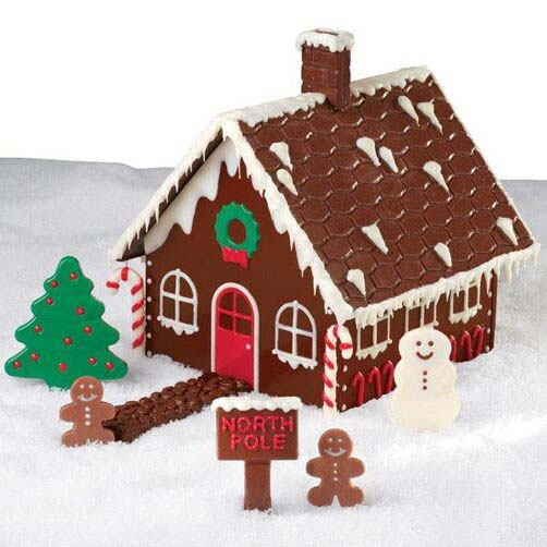 Chocolate Gingerbread House #Christmas #gingerbread #house #decorhomeideas