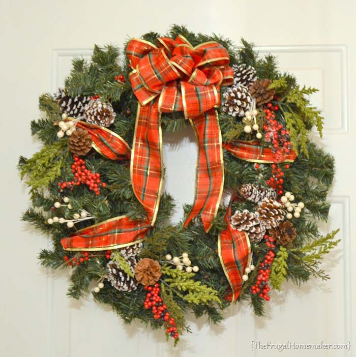 Christmas Evergreen Wreath #Christmas #diy #wreath #decorhomeideas