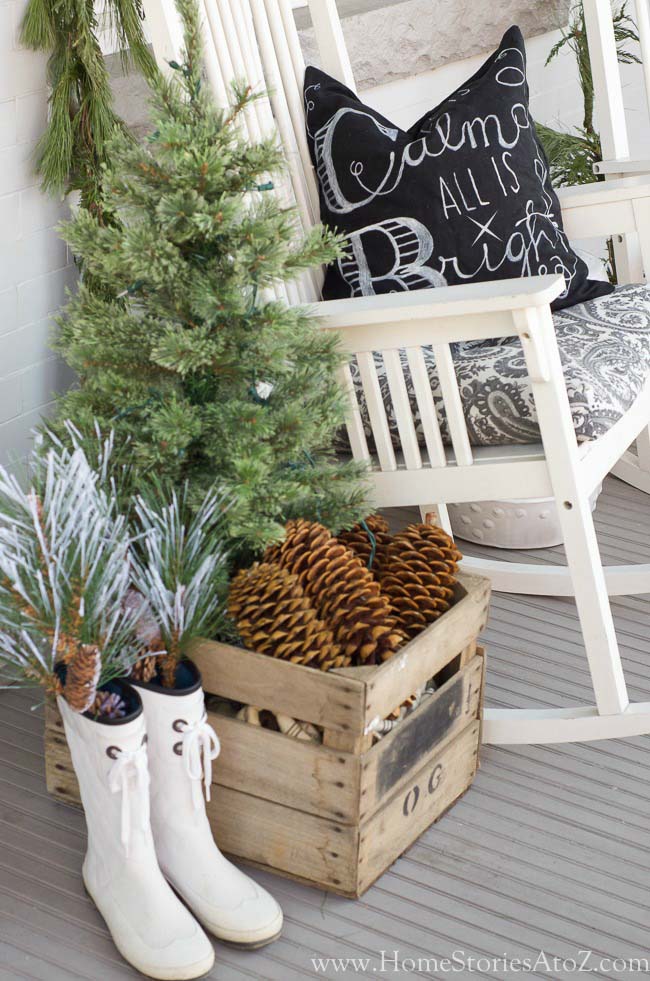 Christmas Porch with Repurposed Finds #Christmas #natural #decoration #decorhomeideas