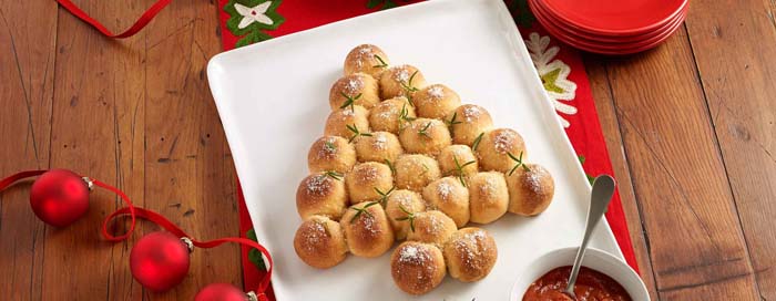 Christmas Tree Pull Apart Pizza Bites