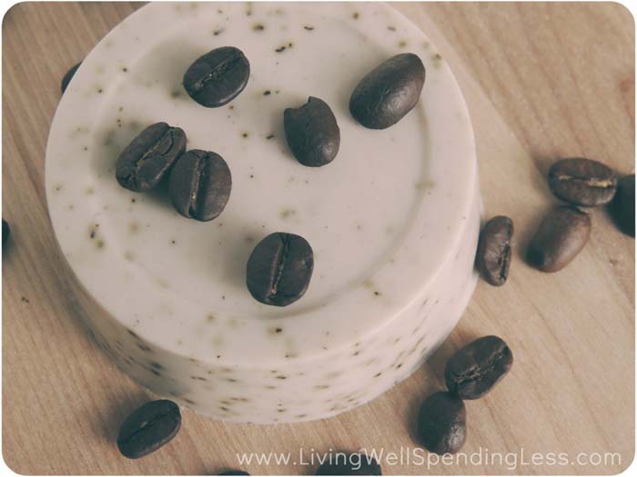 Coffee Bean Soap #Christmas #diy #stocking #stuffer #decorhomeideas