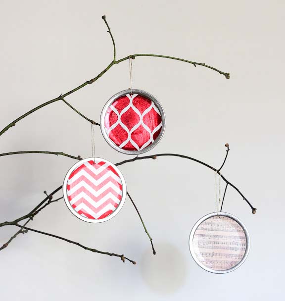 DIY Mason Jar Lid Ornaments