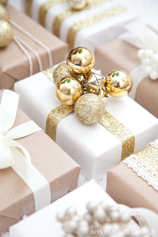 Dollar Tree Christmas Gift Wrap #Christmas #diy #gift #wrapping #decorhomeideas
