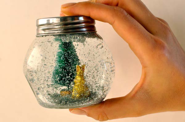 Glitter Globe #Christmas #diy #stocking #stuffer #decorhomeideas