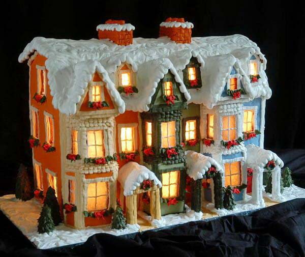 Gower Street Gingerbread House #Christmas #gingerbread #house #decorhomeideas