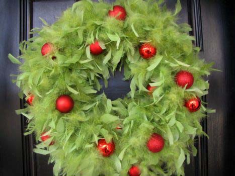 Grinch Wreath #Christmas #diy #wreath #decorhomeideas