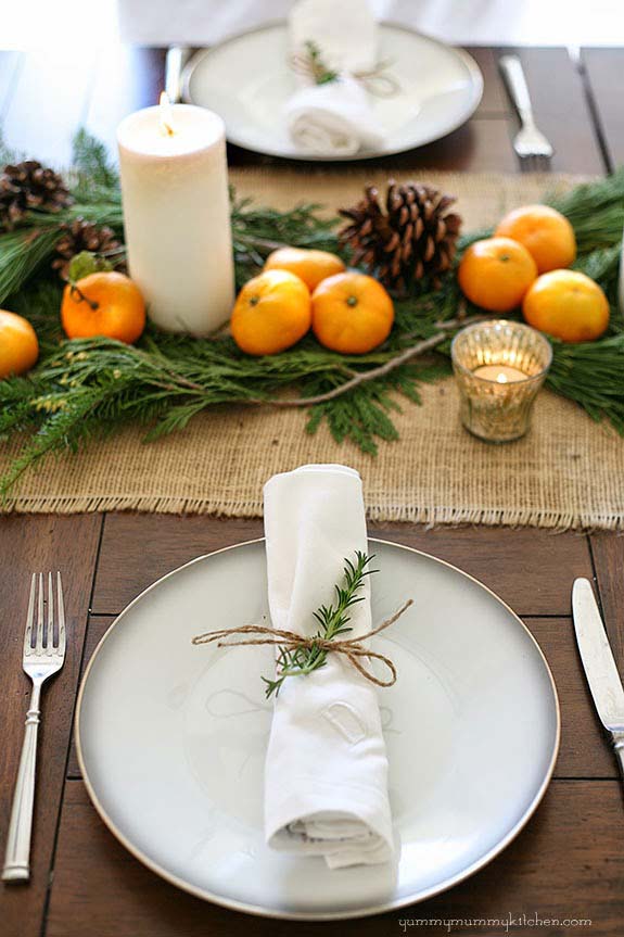 Holiday Table #Christmas #natural #decoration #decorhomeideas