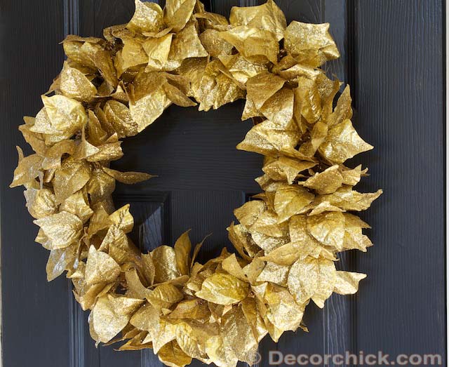 Leaves Wreath #Christmas #diy #wreath #decorhomeideas