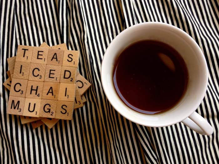 Scrabble Tile Coasters #Christmas #diy #stocking #stuffer #decorhomeideas