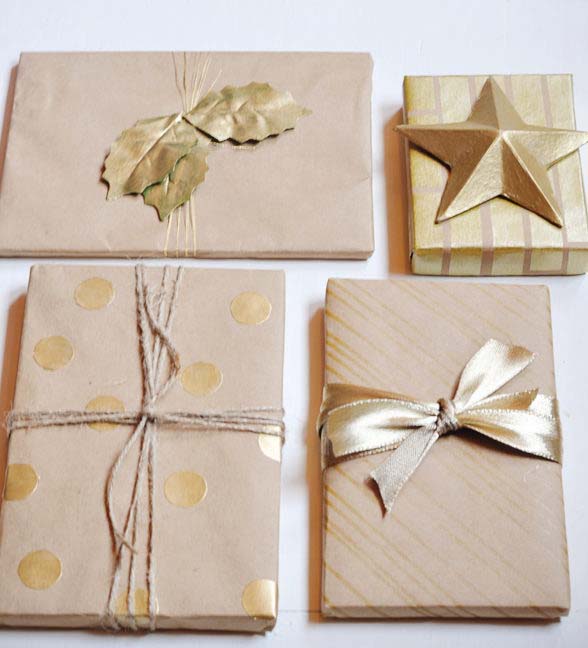 Simple Metallic Gift Wrap #Christmas #diy #gift #wrapping #decorhomeideas