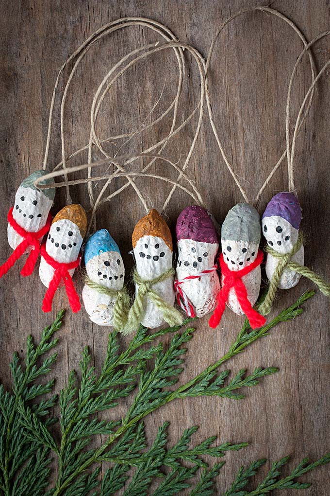 Snowmen Peanut Ornaments