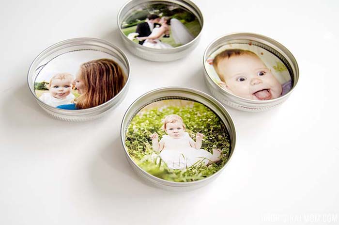 Upcylcled Mason Jar Lid Magnets #Christmas #diy #stocking #stuffer #decorhomeideas