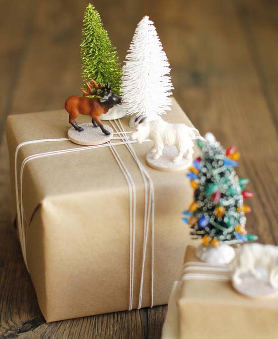 Woodland Gift Toppers #Christmas #diy #gift #wrapping #decorhomeideas