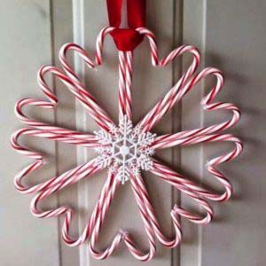 Wreath Candy Cane #Christmas #diy #wreath #decorhomeideas