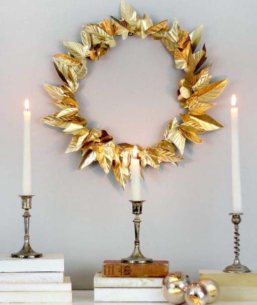 Wreath Gold Leaves  #Christmas #diy #wreath #decorhomeideas