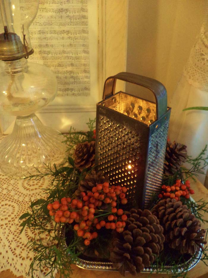 Christmas Grater Centerpiece #Christmas #kitchen #decoration #decorhomeideas