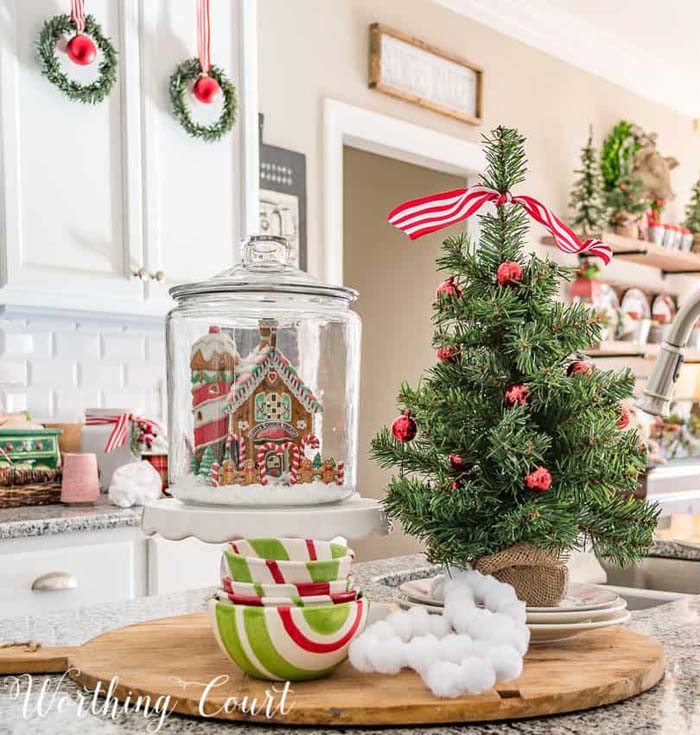 Christmas Island Vignette #Christmas #kitchen #decoration #decorhomeideas