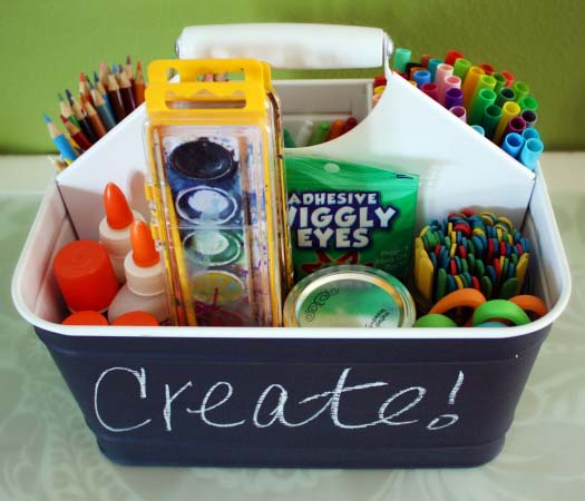 DIY Art Caddy #Christmas #diy #basket #gift #decorhomeideas