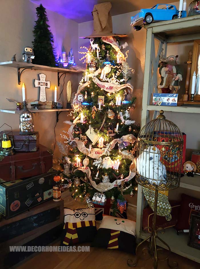 Harry Potter Themed Christmas Tree #Christmas #tree #harrypotter #decorhomeideas