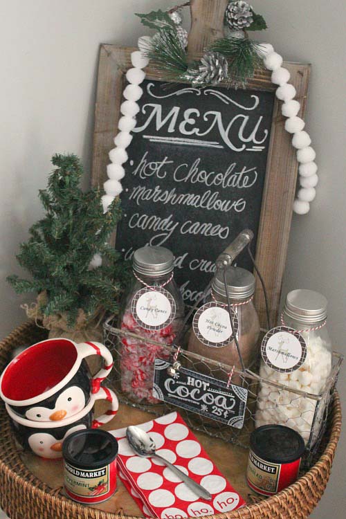 Hot Chocolate Kitchen Bar #Christmas #kitchen #decoration #decorhomeideas