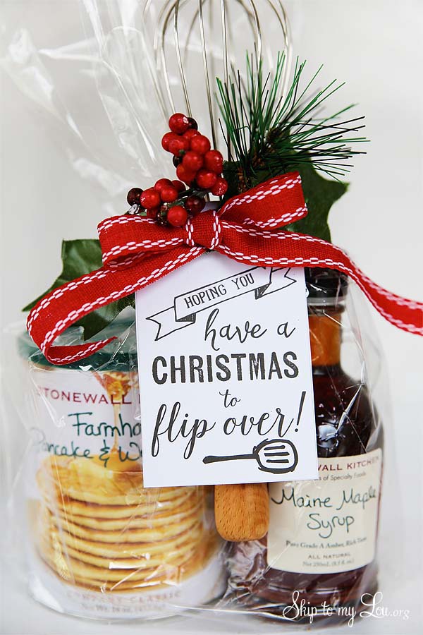 Pancake Christmas to Flip Over Gift Basket #Christmas #diy #basket #gift #decorhomeideas