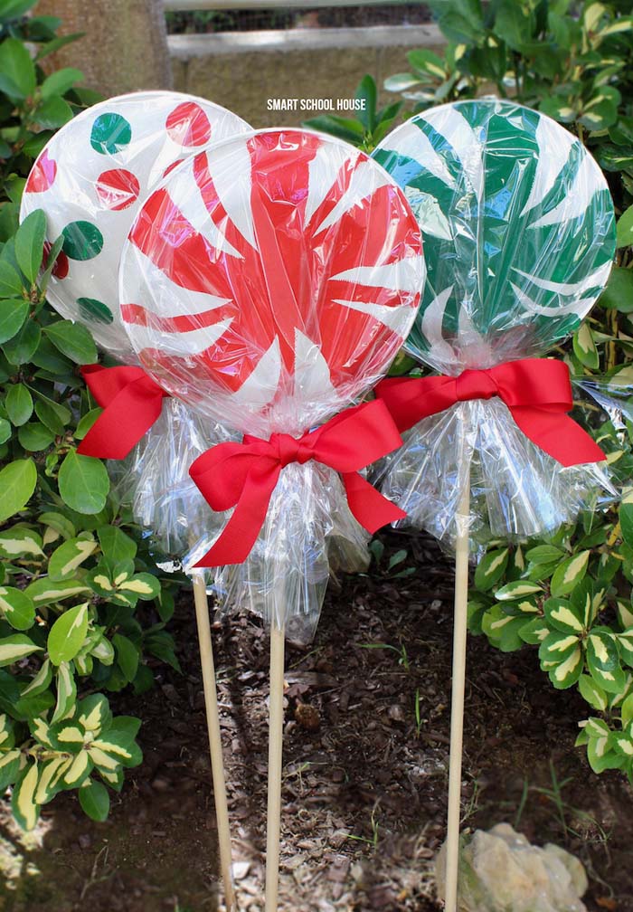 Paper Plate Lollipops #Christmas #decor #hacks #diy #decorhomeideas