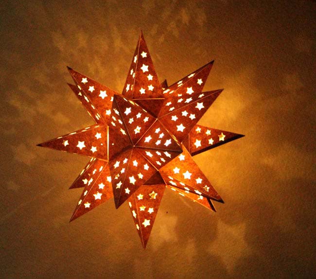 Star Lantern #Christmas #diy #lights #decorhomeideas