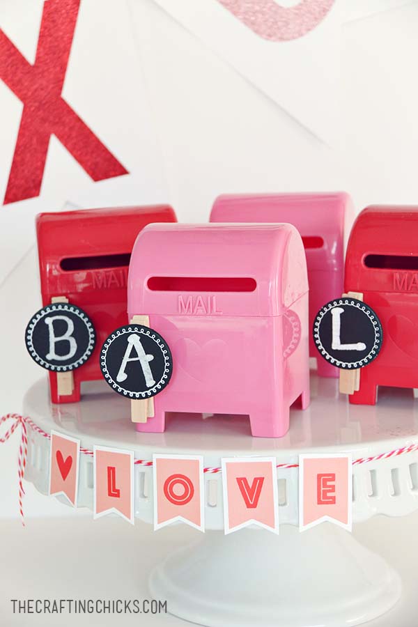 DIY Love Letter Station #valentine #dollarstore #diy #decor #decorhomeideas