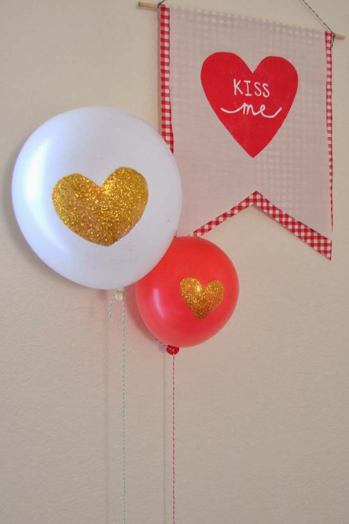 Glitter Heart Balloon #valentine #dollarstore #diy #decor #decorhomeideas