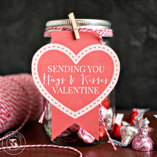 Hugs and Kisses Mason Jar Valentines #valentinesday #crafts #jars #gifts #decorhomeideas