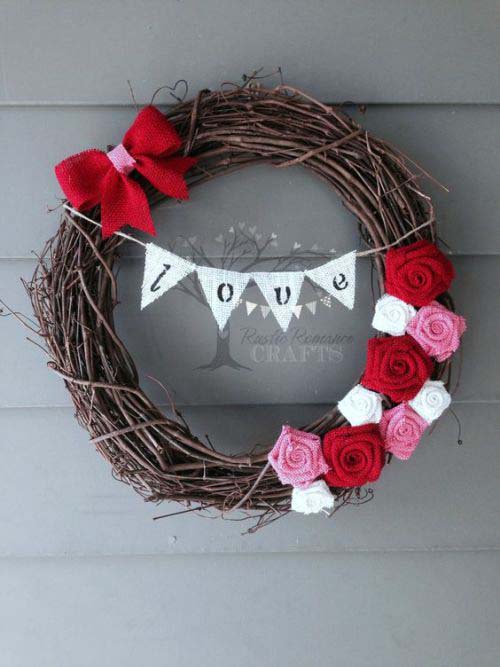 Love Grapevine Wreath #valentinesday #rustic #decor #diy #decorhomeideas