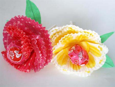 Muffin Paper Flowers #valentine #crafts #kids #decorhomeideas