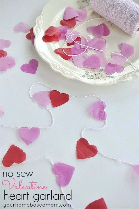 No Sew Valentine Heart Garland #valentine #dollarstore #diy #decor #decorhomeideas