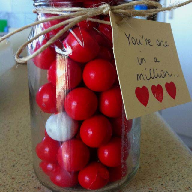 One in a Million Jar #valentinesday #crafts #jars #gifts #decorhomeideas