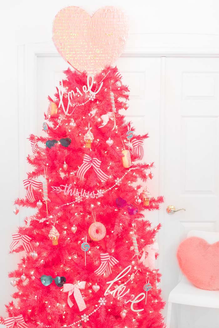 Pink Valentine's Day Tree #valentine #tree #diy #decorhomeideas