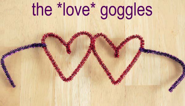 Pipe Cleaner Heart Shaped Glasses #valentine #crafts #kids #decorhomeideas