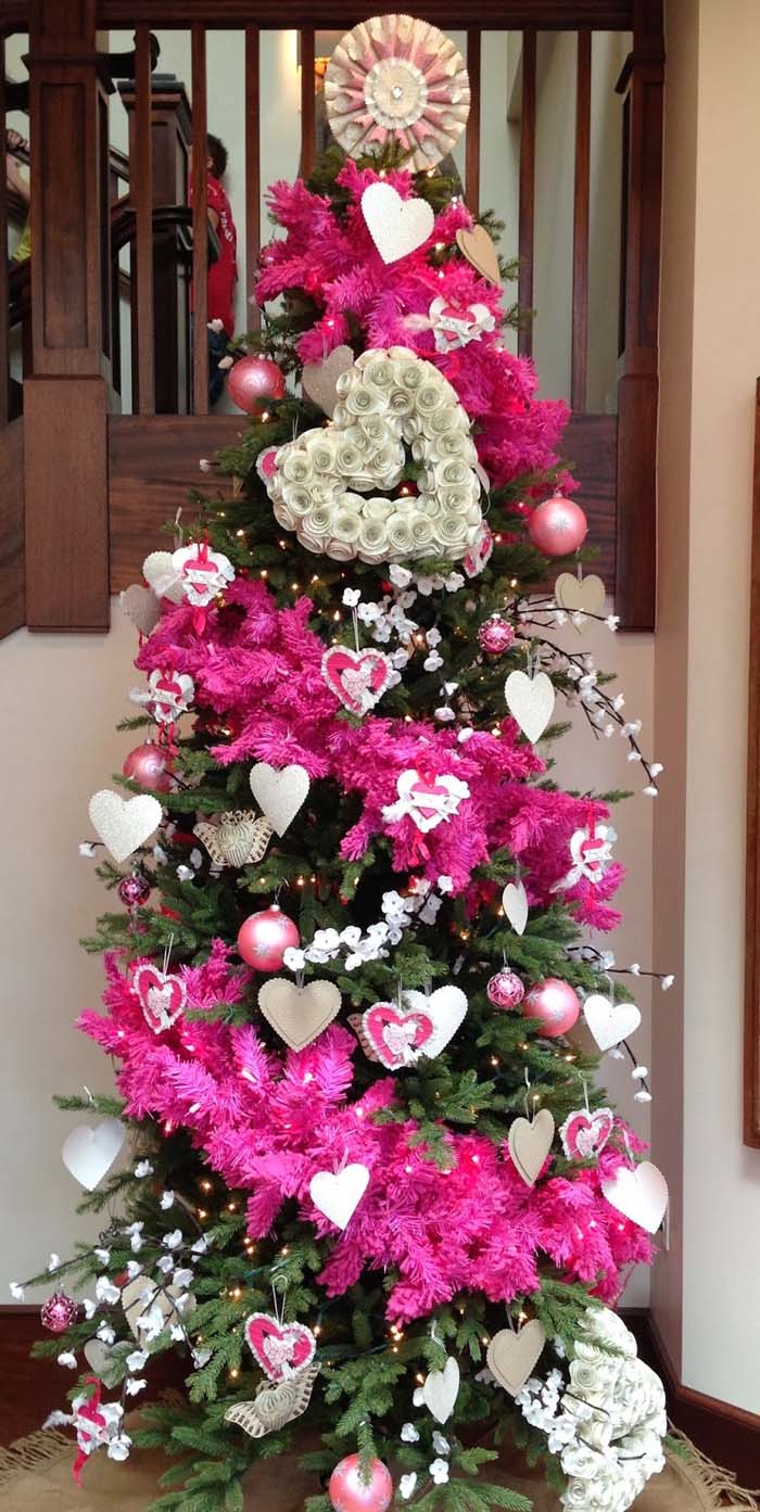 Pretty Valentine's Day Pink Tree #valentine #tree #diy #decorhomeideas