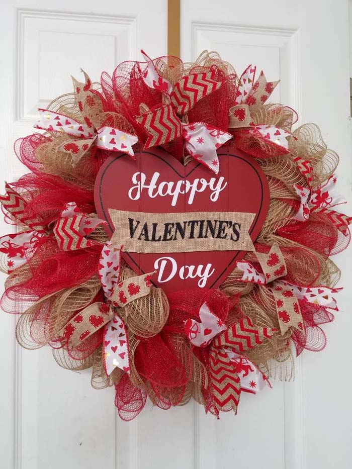 Rustic Country Burlap Wreath #valentine #diy #wreaths #decorhomeideas