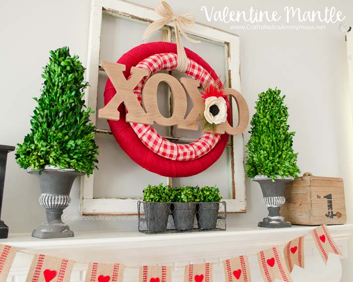 Rustic Double Valentine Wreath #valentinesday #rustic #decor #diy #decorhomeideas