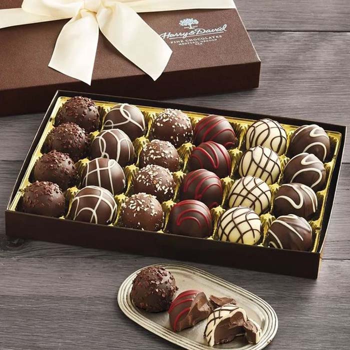 Signature Chocolate Truffles #valentine #gifts #girl #woman #decorhomeideas