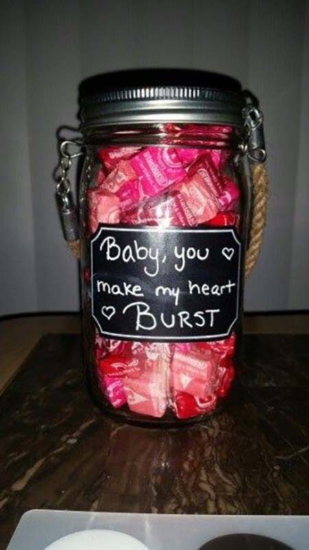 Starburst Gift in a Jar #valentinesday #crafts #jars #gifts #decorhomeideas