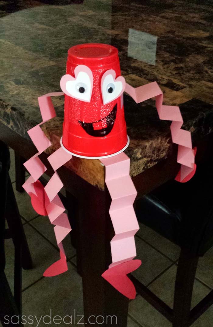 Valentines Cup Craft Man #valentine #crafts #kids #decorhomeideas