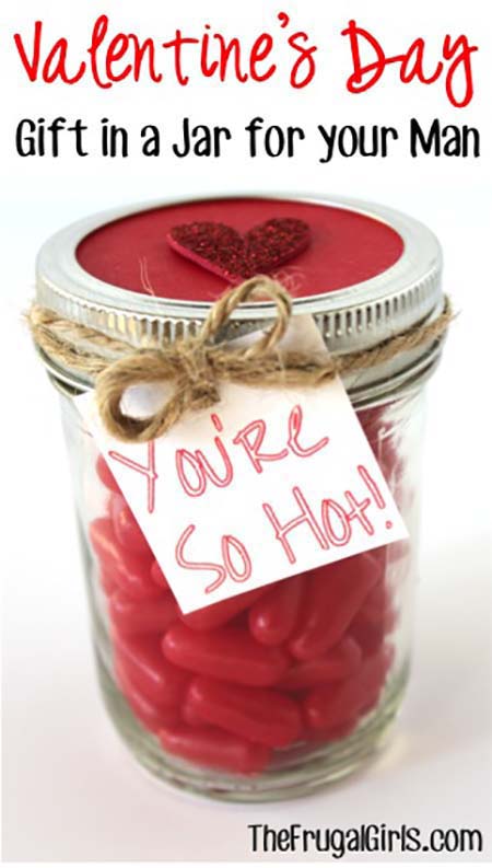 Valentines Day Gift in a Jar Idea #valentinesday #gifts #diy #decorhomeideas