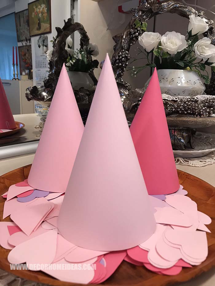 Valentines Day Heart Cone Tree 4